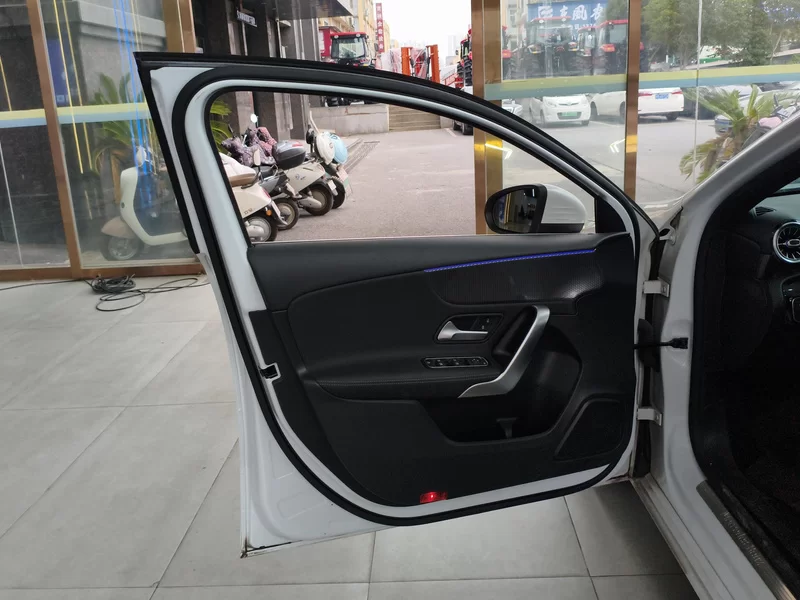 Mercedes-Benz A Class (Imported) 2020 #10 Mercedes-Benz A Class (Imported) 2020 car image #10