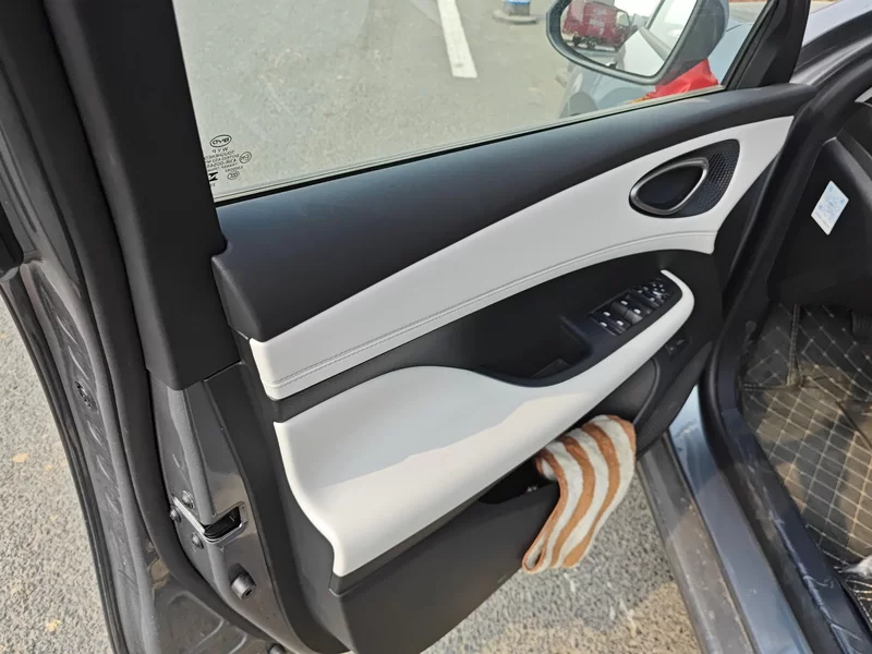 BYD Seal 05 DM-i 2025 car image #10