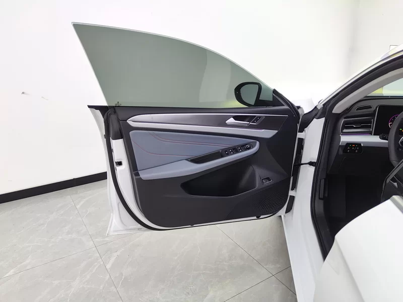 Volkswagen Lamando 2024 car image #10