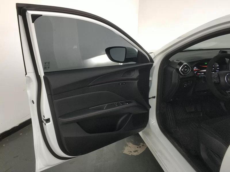 MG 5 2025 immagine di auto #10