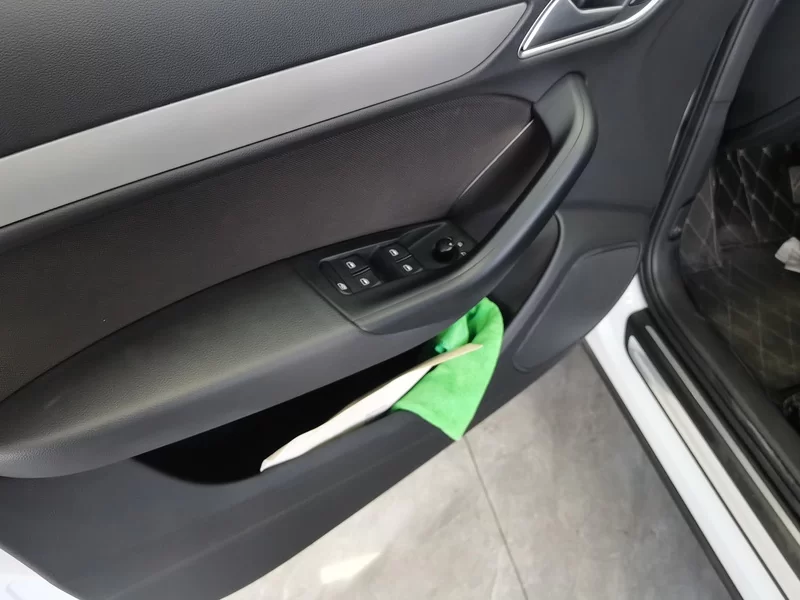 Audi Q3 2016 car image #10