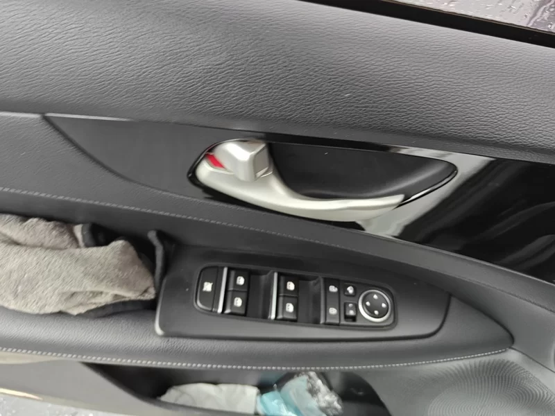 Kia K3 2021 car image #10