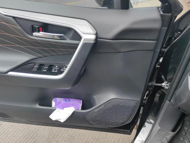 Toyota RAV4 2025 car image #10