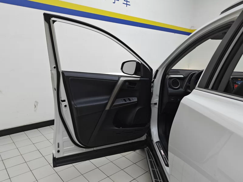 Toyota RAV4 2016 #10 Toyota RAV4 2016 car image #10