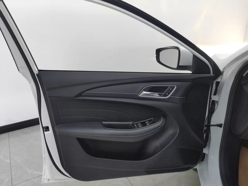 Roewe i5 2021 imagen de coche #10