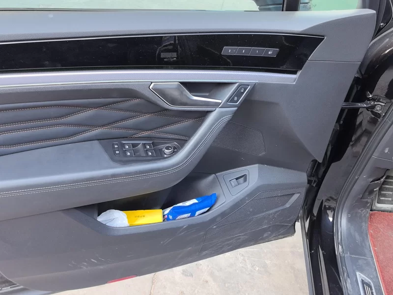 Volkswagen Touareg 2020 car image #10