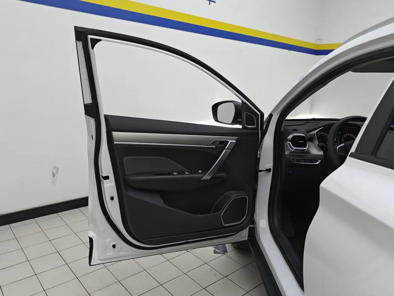 GEELY Coolray 2024 car image #10
