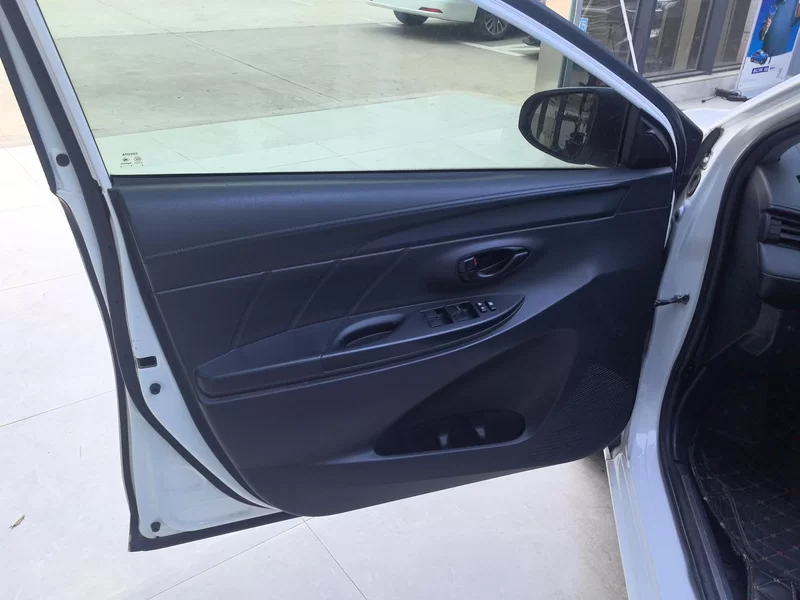 Toyota Yaris L Zhixuan 2018 immagine di auto #10