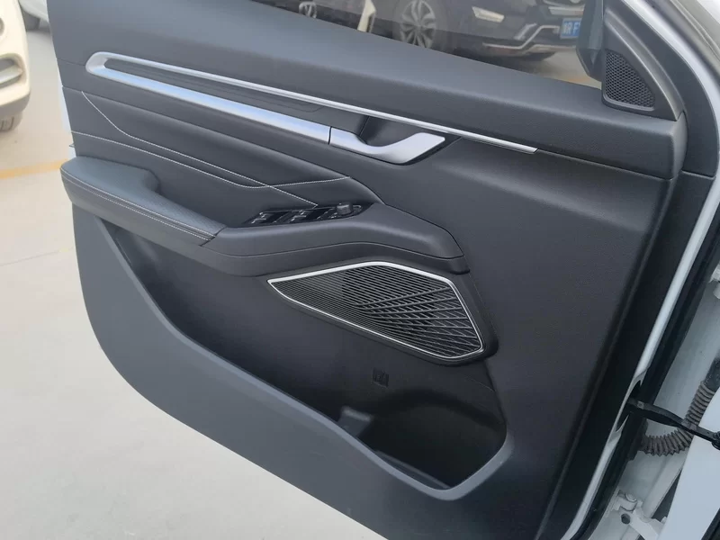 GEELY Emgrand 2023 #10 GEELY Emgrand 2023 car image #10