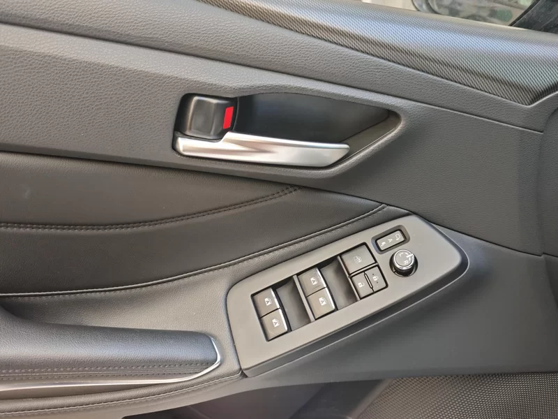 Toyota Avalon 2021 car image #10