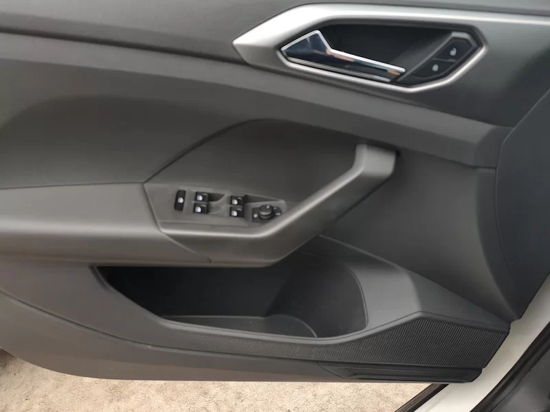 Volkswagen T-Cross 2019 car image #10