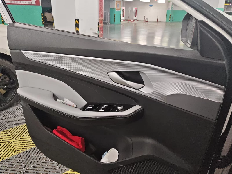 GEELY Binray 2023 car image #10