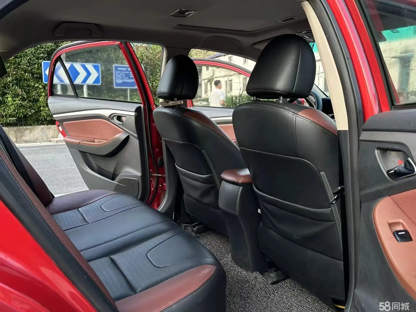 BYD G5 2015 immagine di auto #10