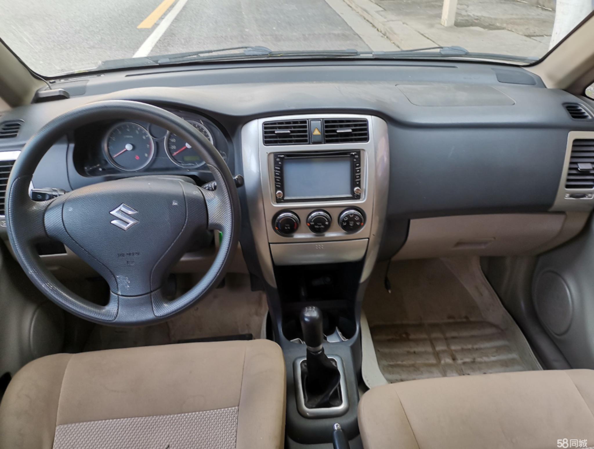 Suzuki Liana 2012 image de voiture #10