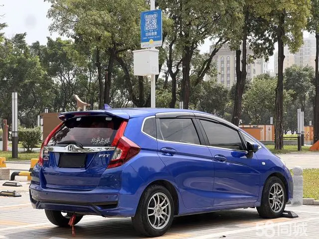 Honda Fit 2019 #10 Honda Fit 2019 car image #10