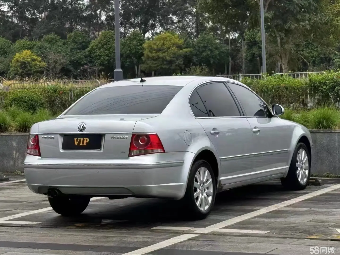 Volkswagen Passat Lingyu 2009 immagine di auto #10