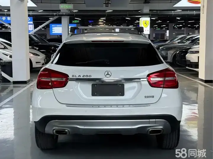Mercedes-Benz GLA Class 2016 car image #10