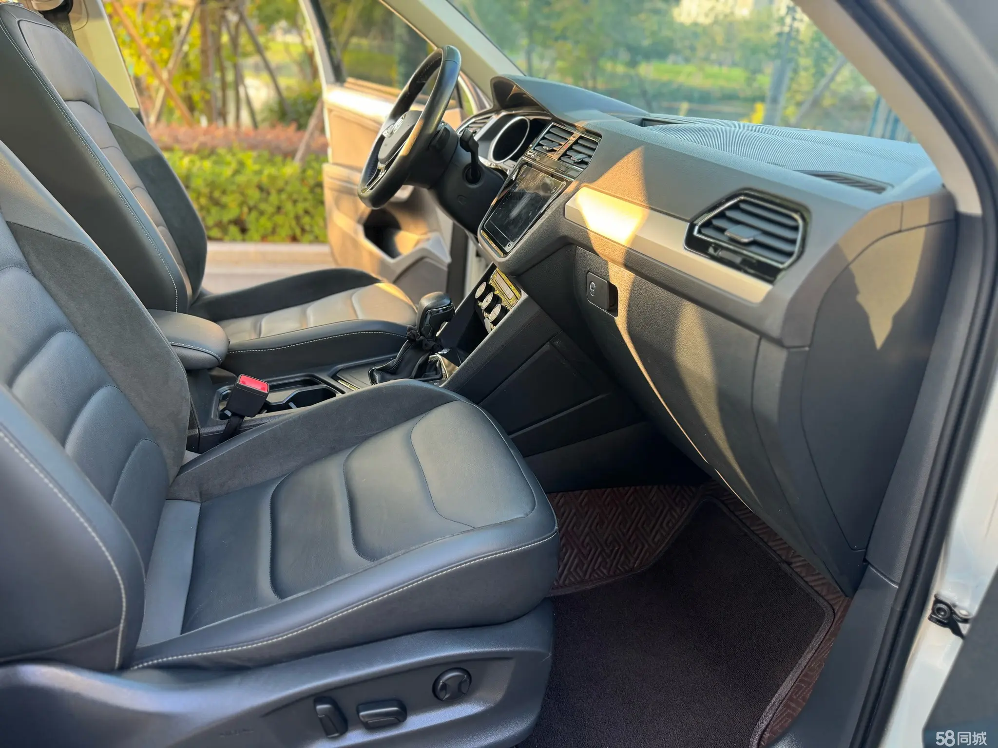 Volkswagen Tiguan L 2020 car image #10