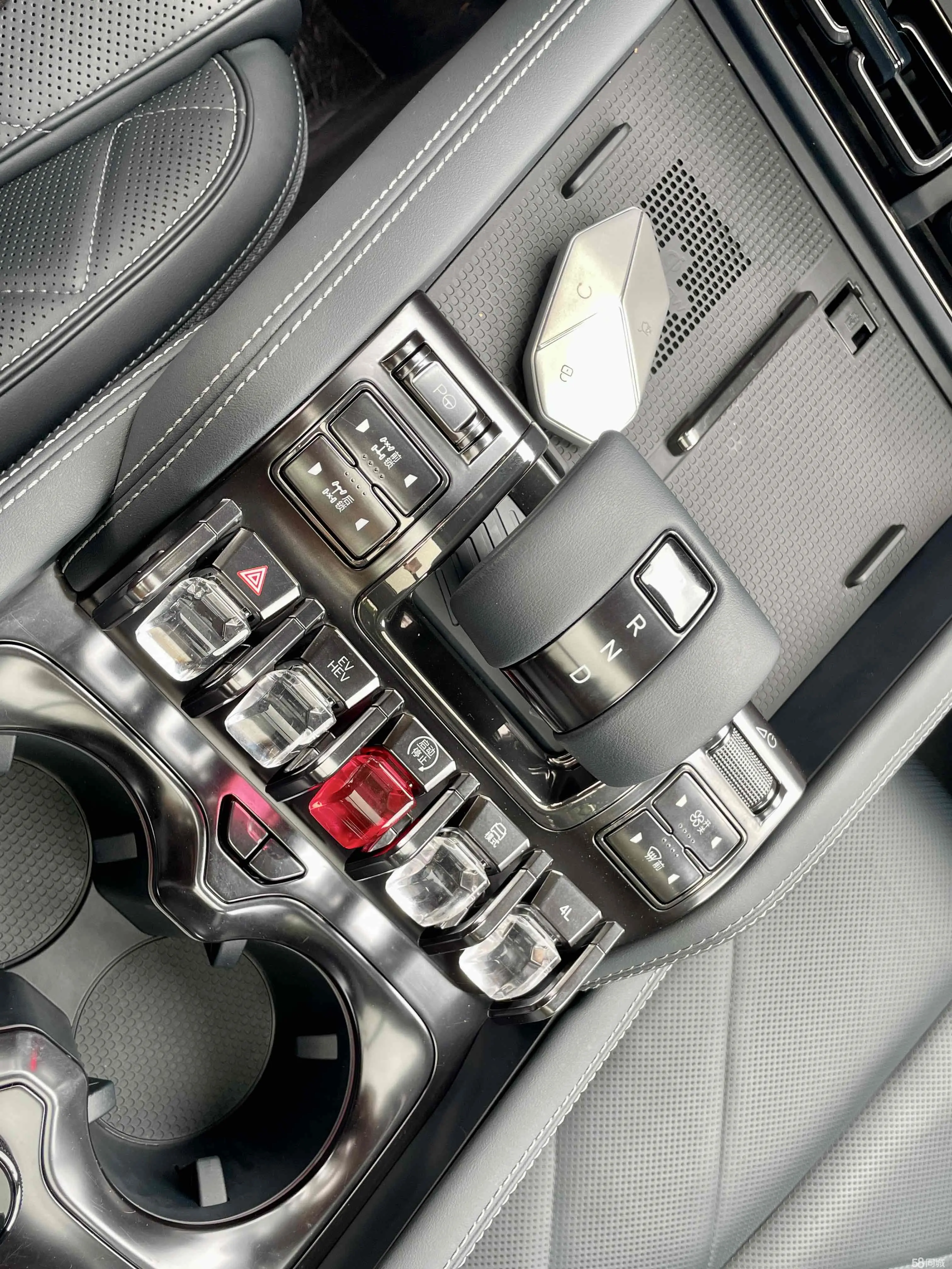 FangChengBao Leopard 5 2024 car image #10