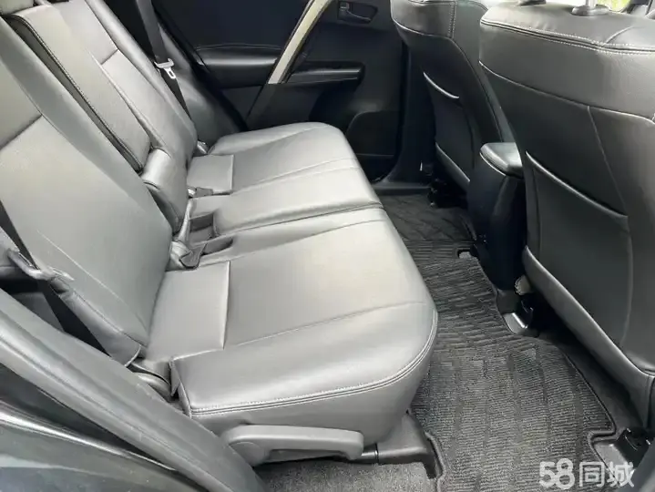 Toyota RAV4 2017 #10 Toyota RAV4 2017 car image #10