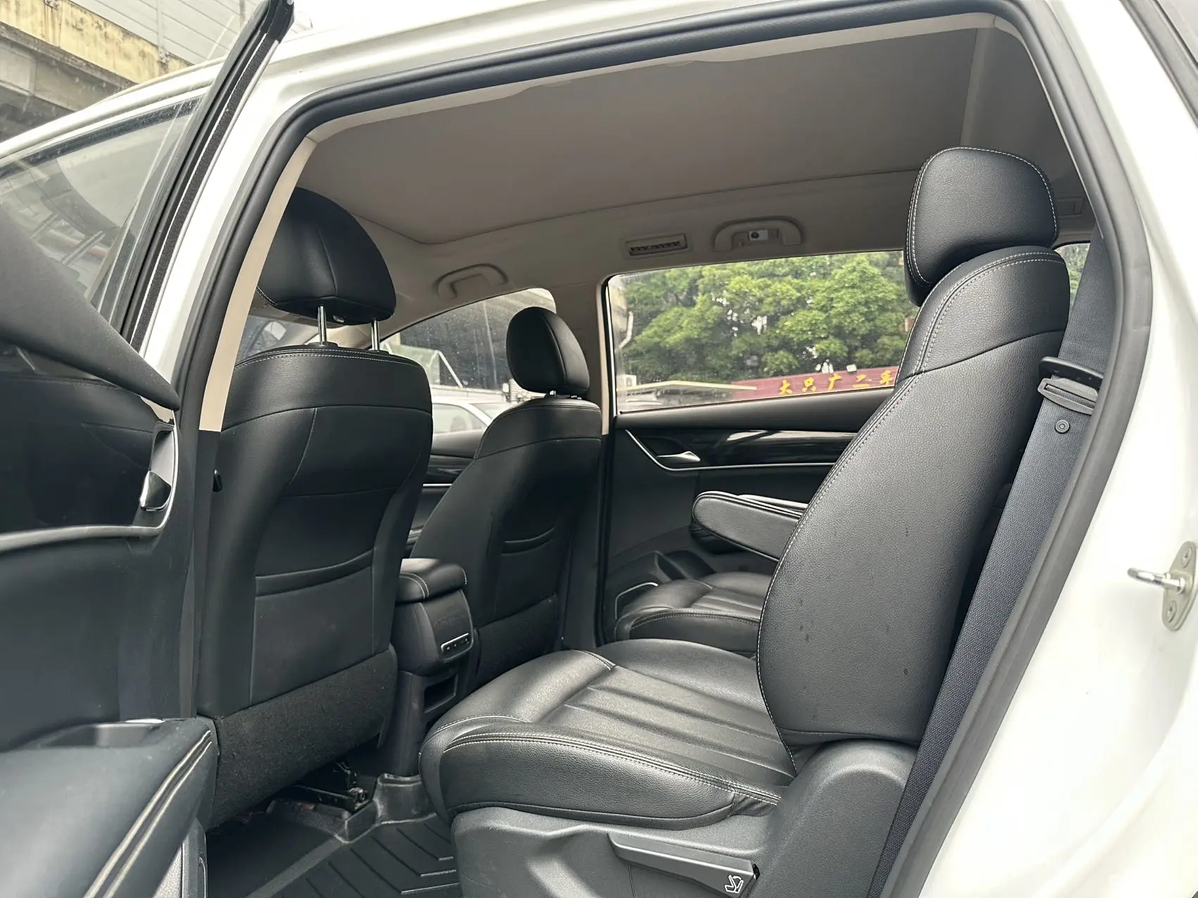 BYD Song MAX 2018 immagine di auto #10