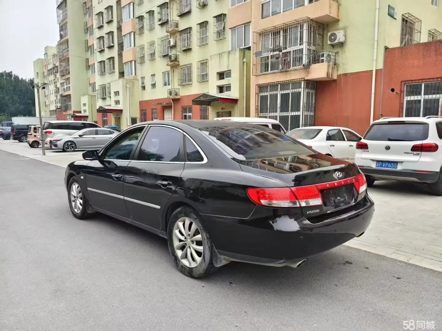 Hyundai Genesis 2008 car image #10