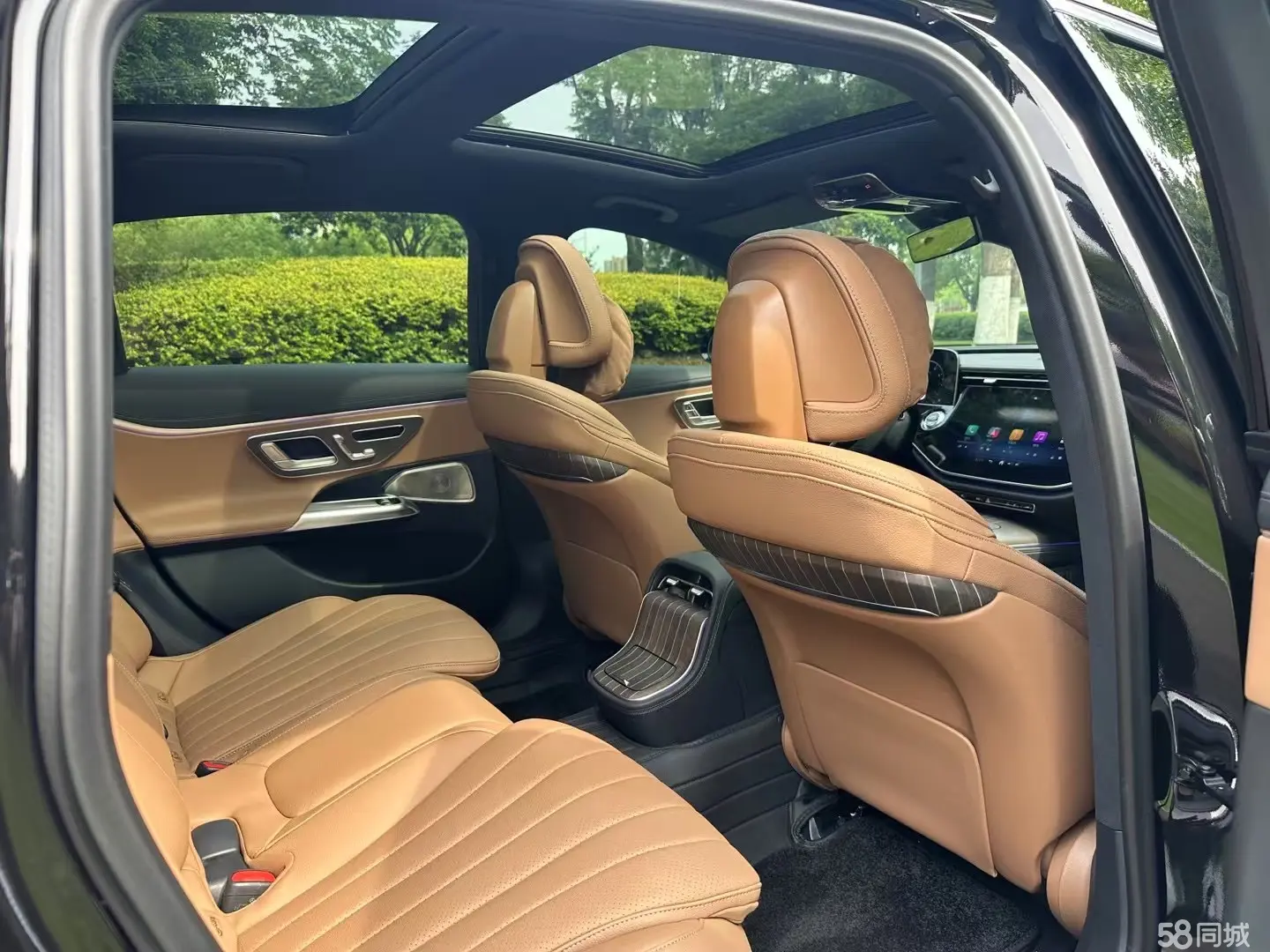 Mercedes-Benz E Class 2024 car image #10