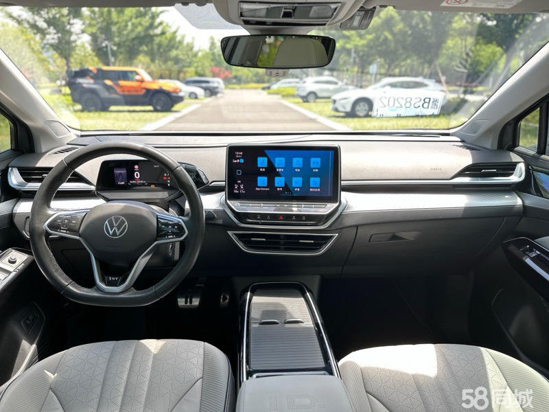 Volkswagen ID.6 X 2021 car image #10