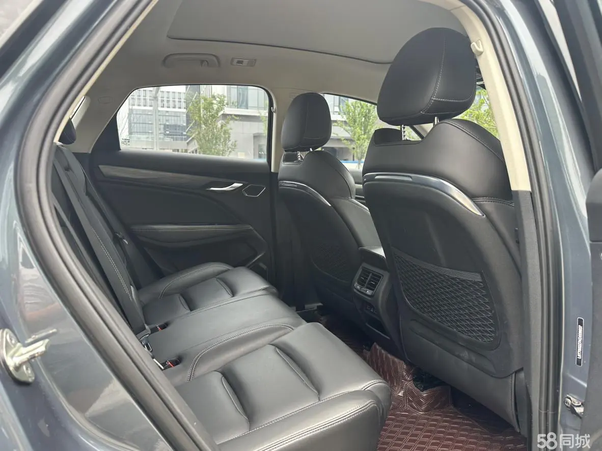 GEELY Tugella 2019 car image #10