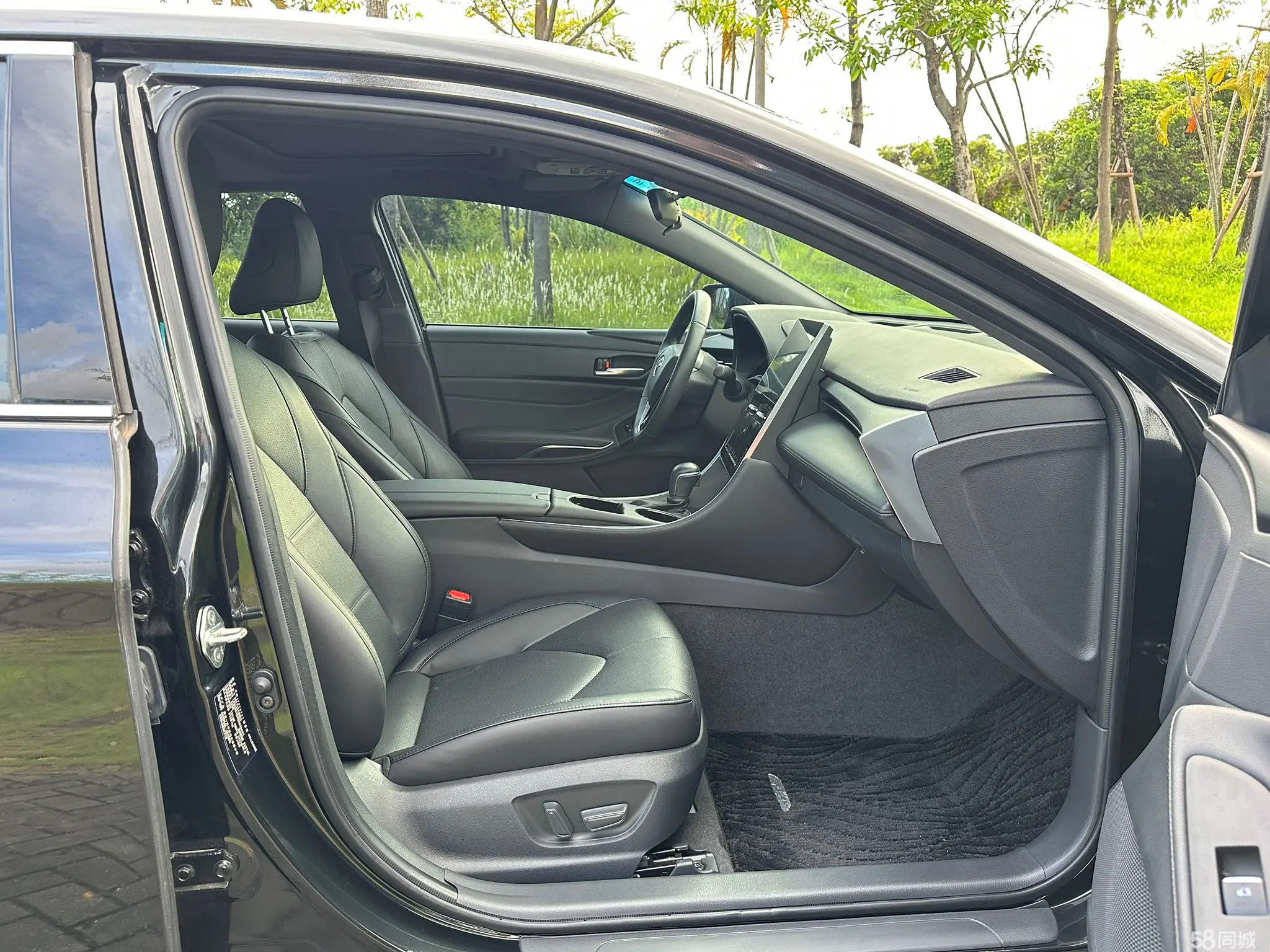 Toyota Highlander (Imported) 2022 immagine di auto #10