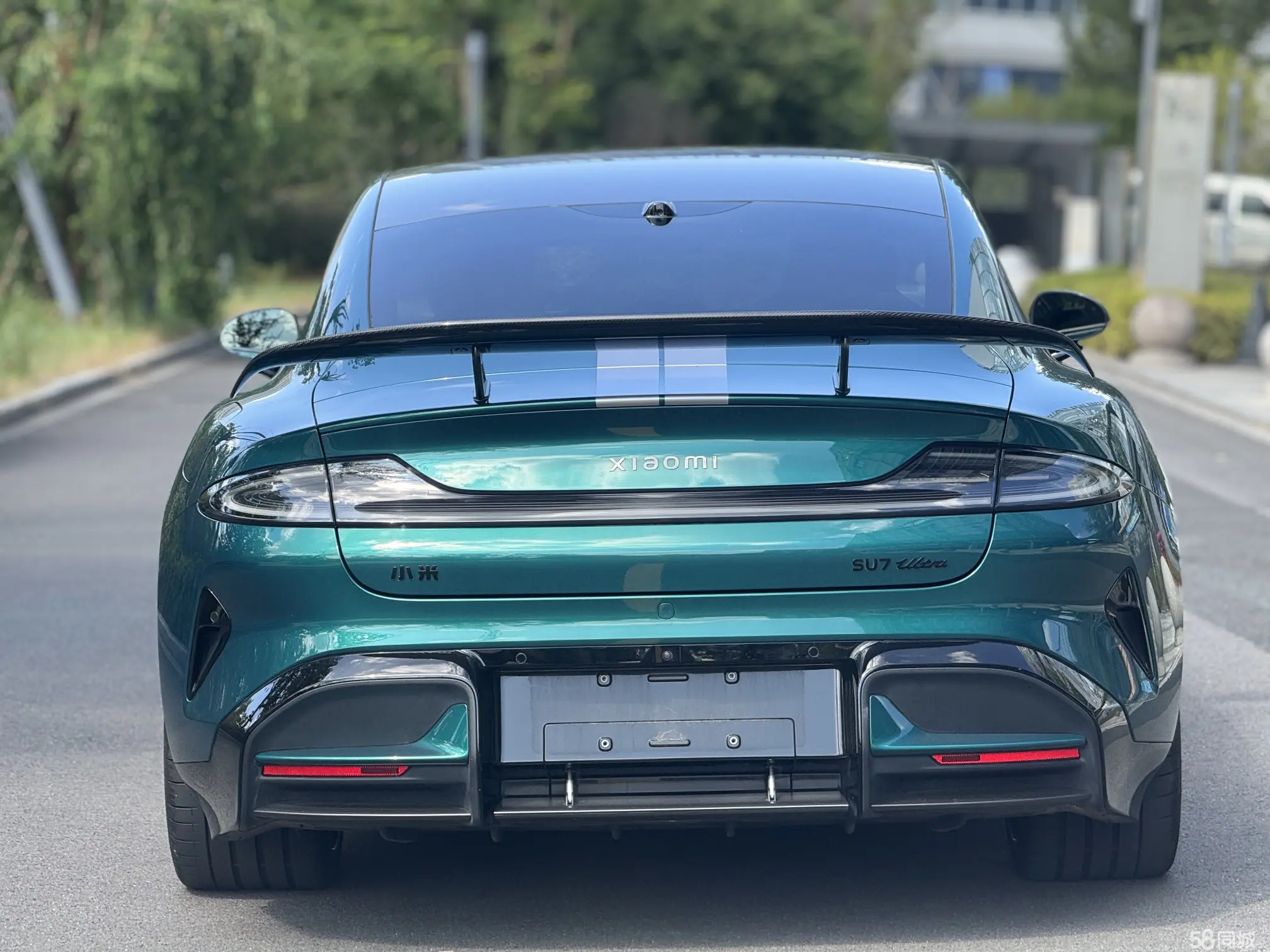 小米汽车 小米SU7 Ultra 2025 汽车图片 #10