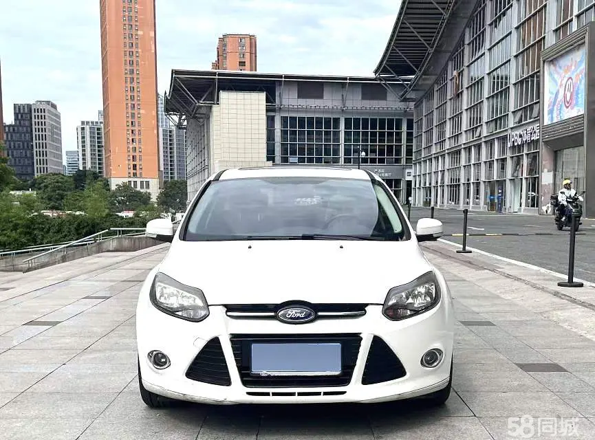 Ford Focus Active 2013 #10 Ford Focus Active 2013 car image #10