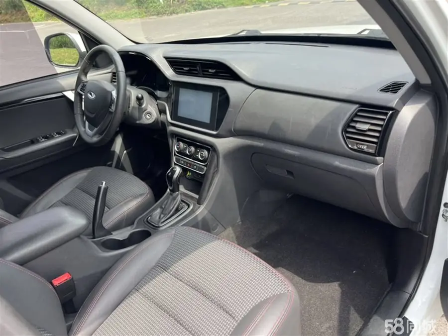 Chery X1 2016 car image #10