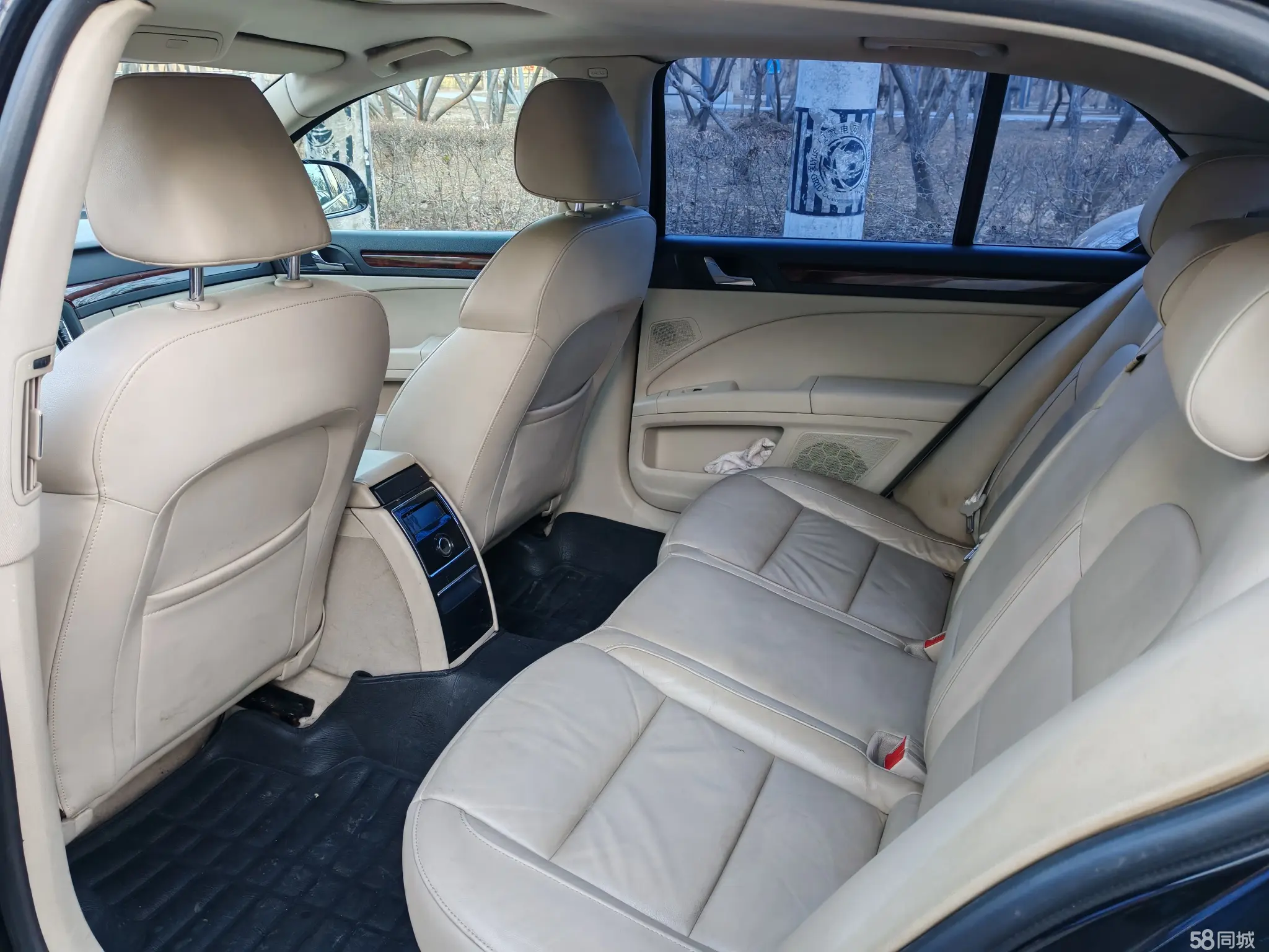 Skoda Superb 2010 car image #10