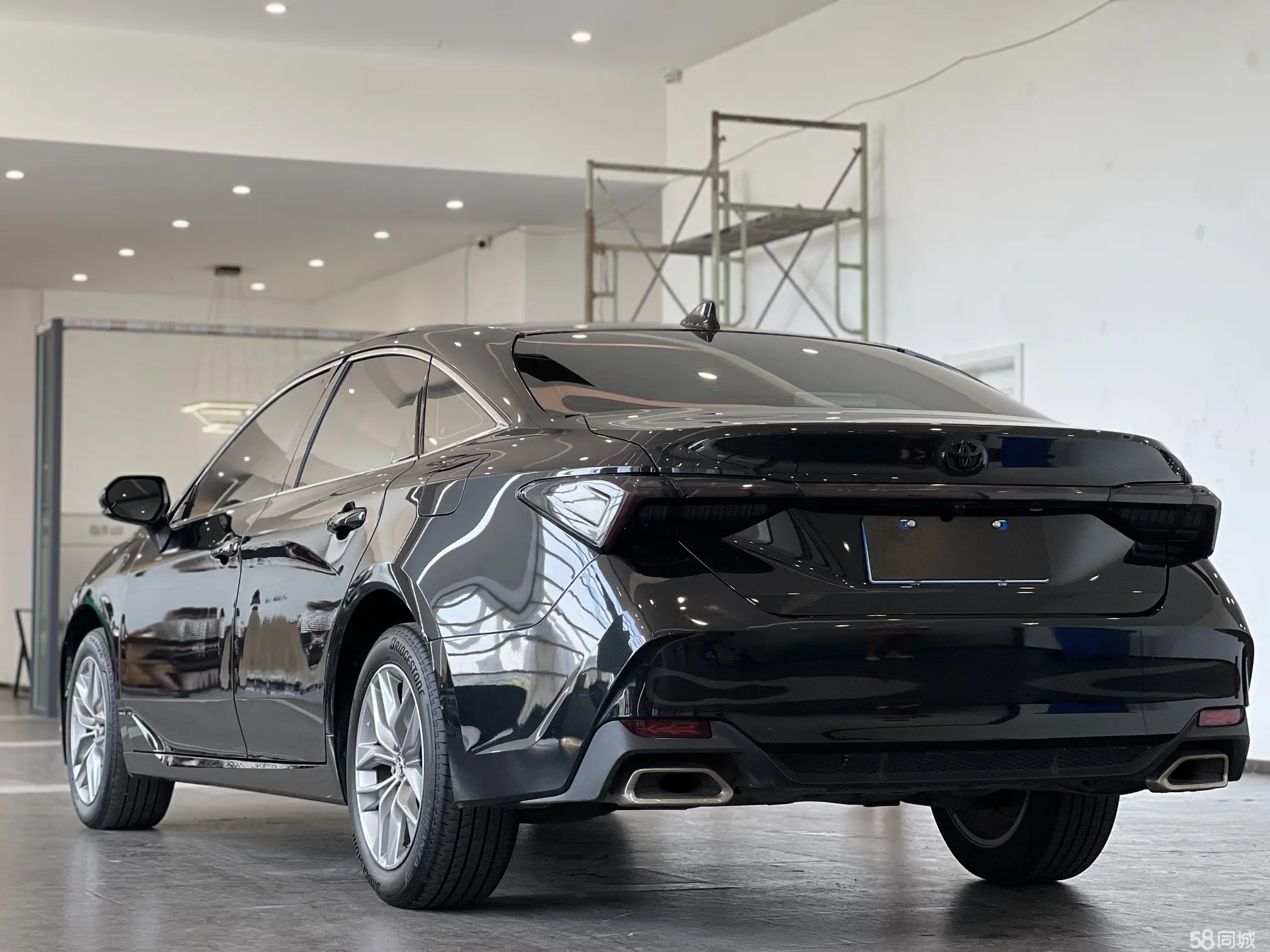 Toyota Avalon 2022 car image #10