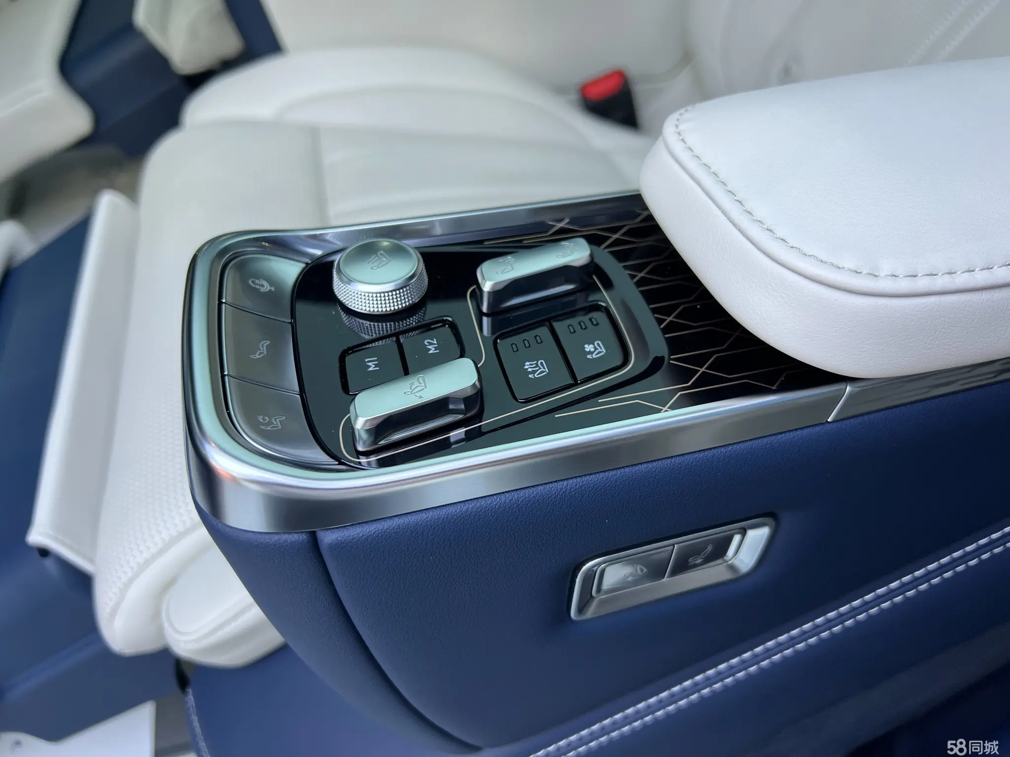 Volkswagen Phideon 2023 immagine di auto #10