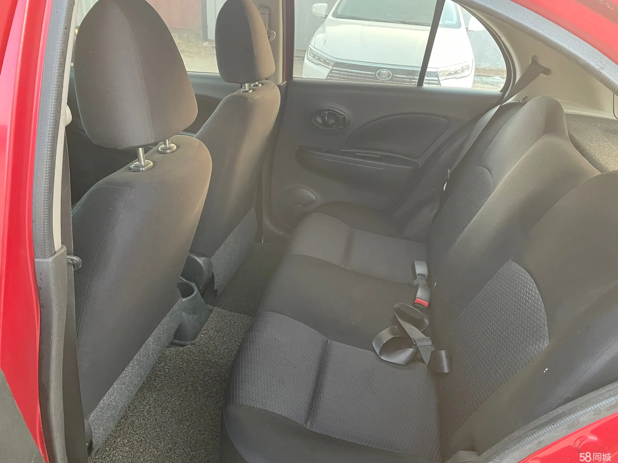 日产 玛驰 2010 汽车图片 #10