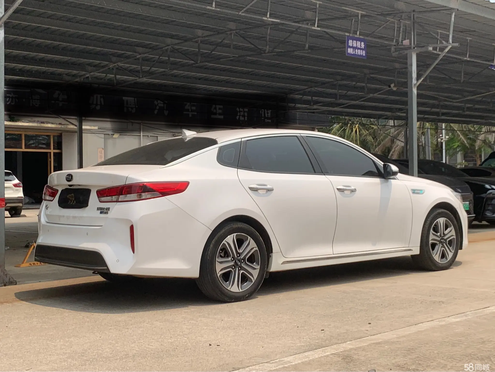 起亚 起亚K5新能源 2019 汽车图片 #10