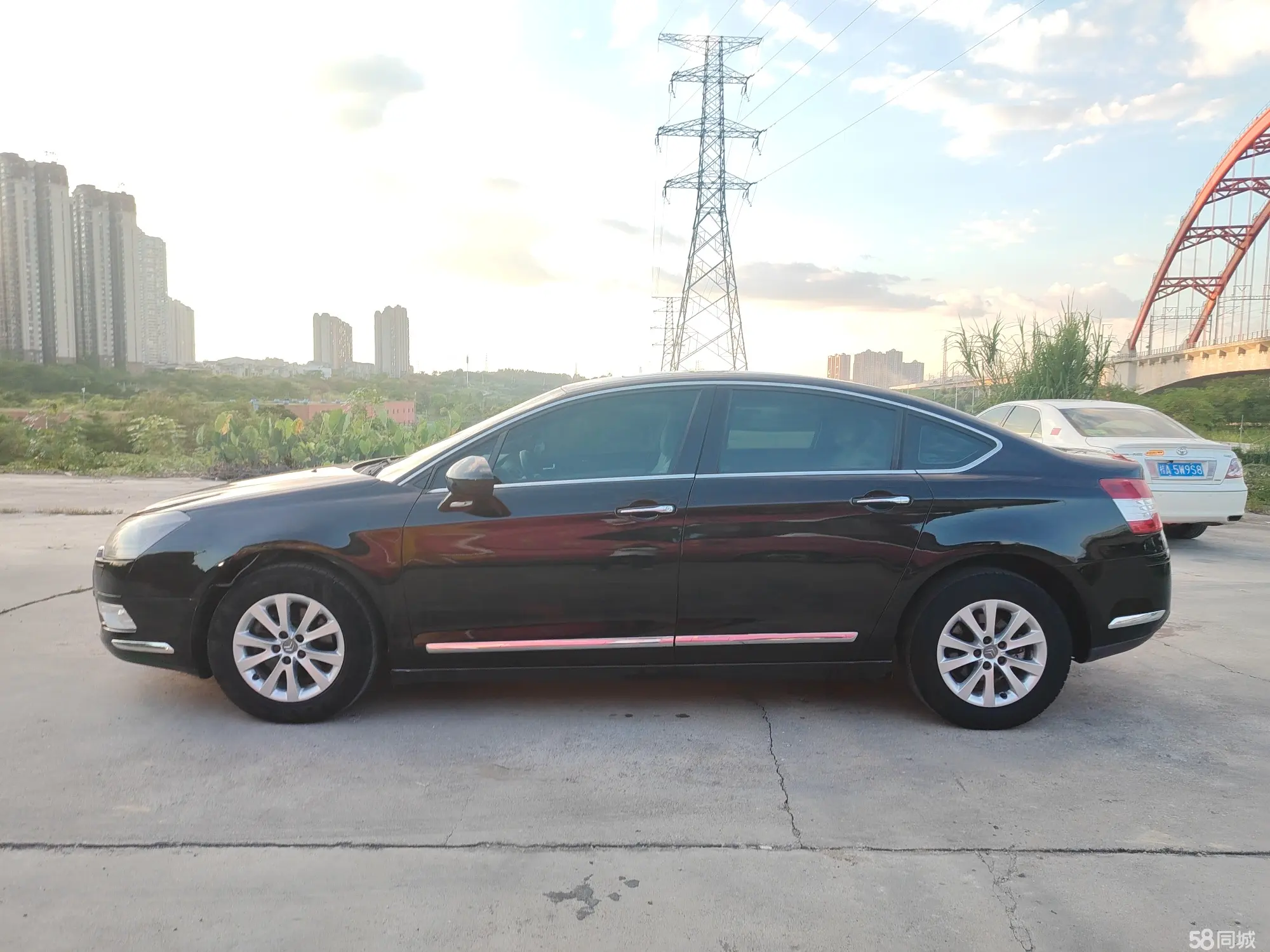 Citroen C5 2012 car image #10