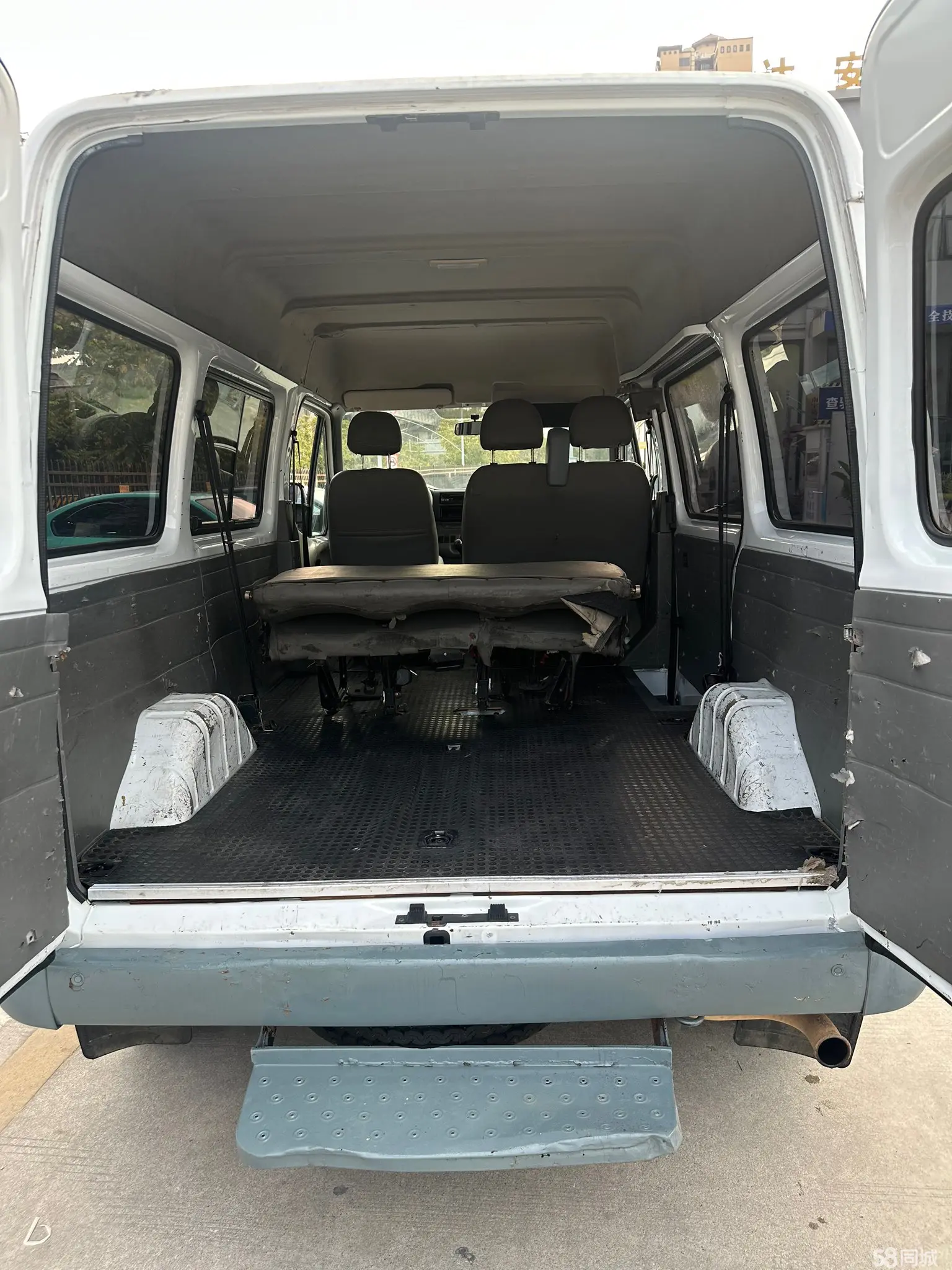 Ford Transit Classic 2016 car image #10