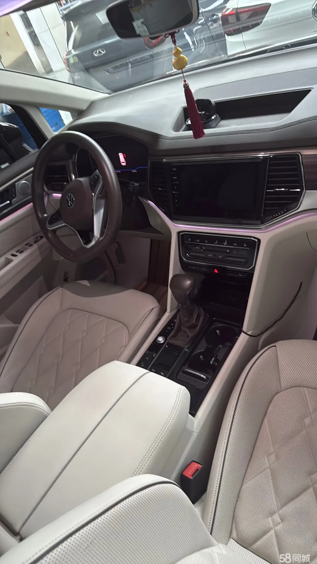 Volkswagen Viloran 2020 #10 Volkswagen Viloran 2020 car image #10