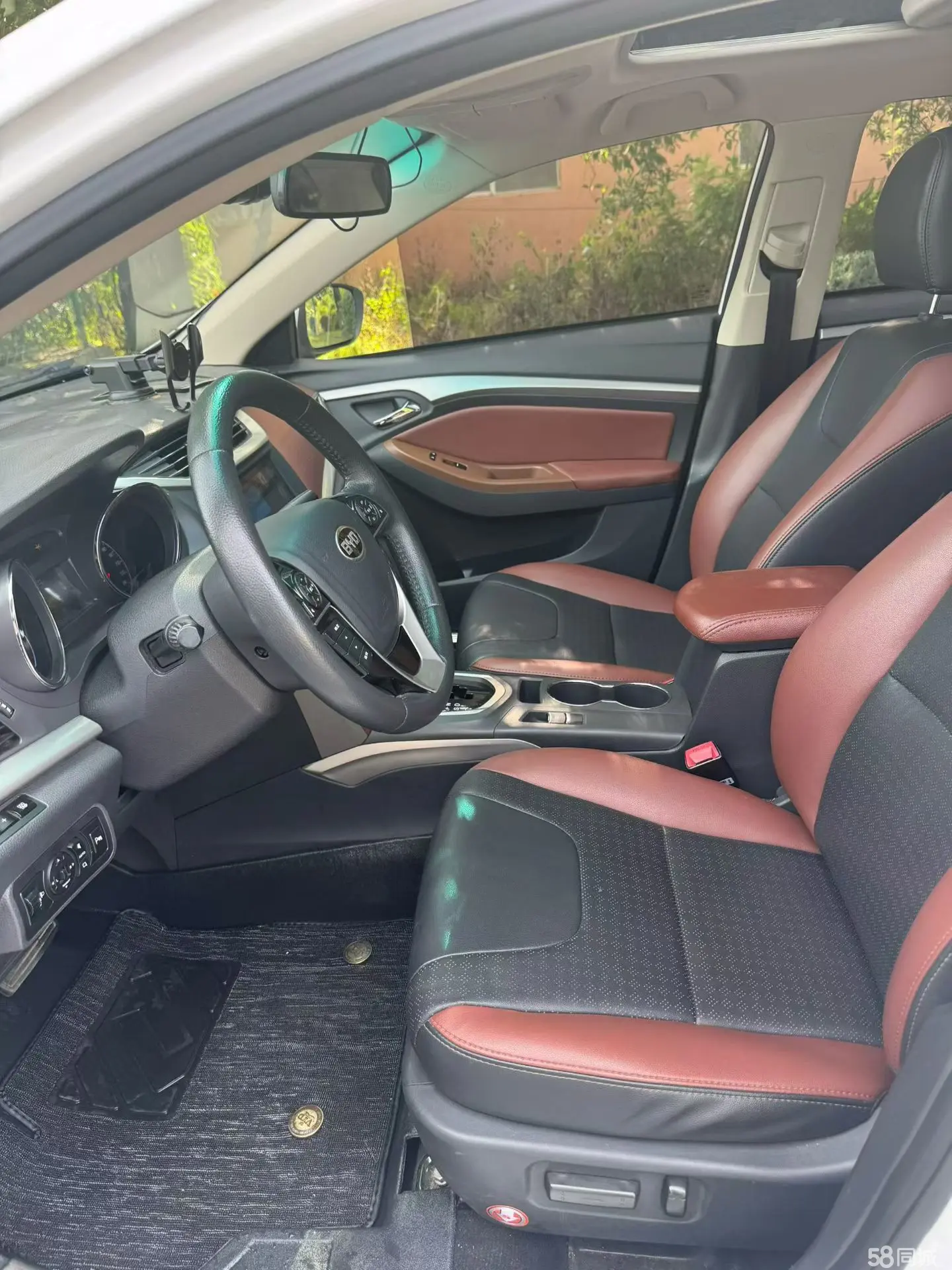 BYD G5 2015 #10 BYD G5 2015 car image #10