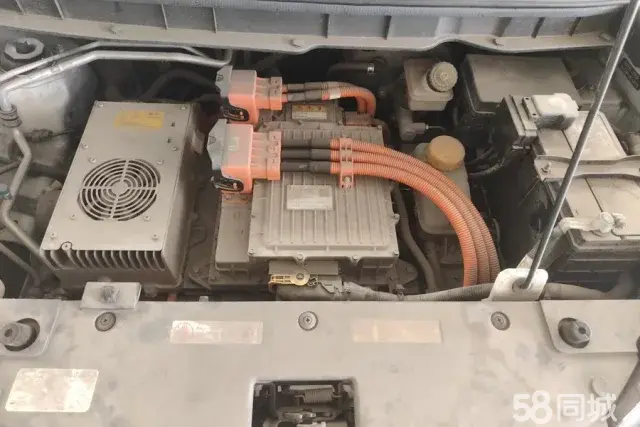 哪吒汽车 哪吒N01 2018 汽车图片 #10