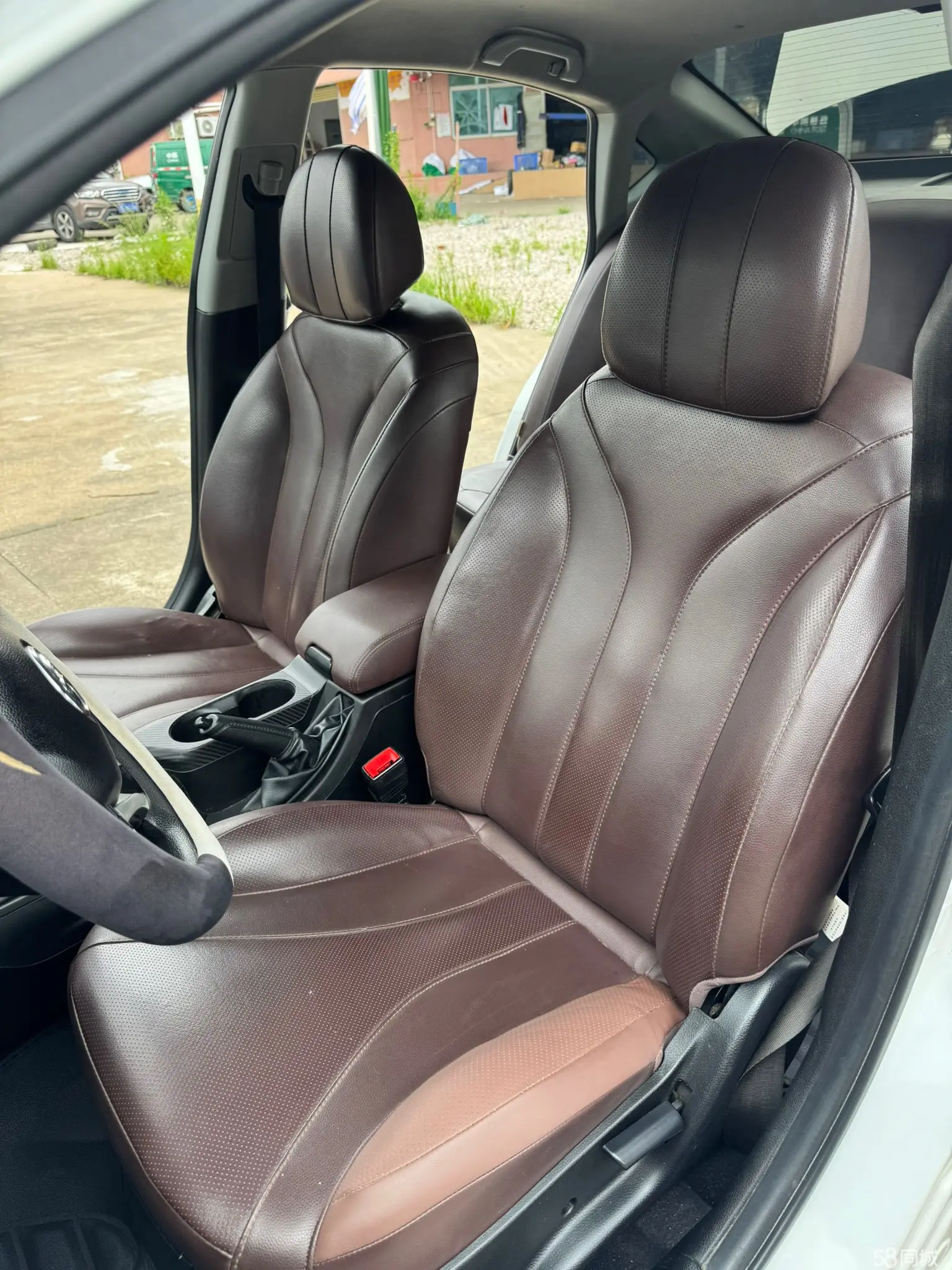 Soueast A5 Wing Dance 2020 #10 Soueast A5 Wing Dance 2020 car image #10