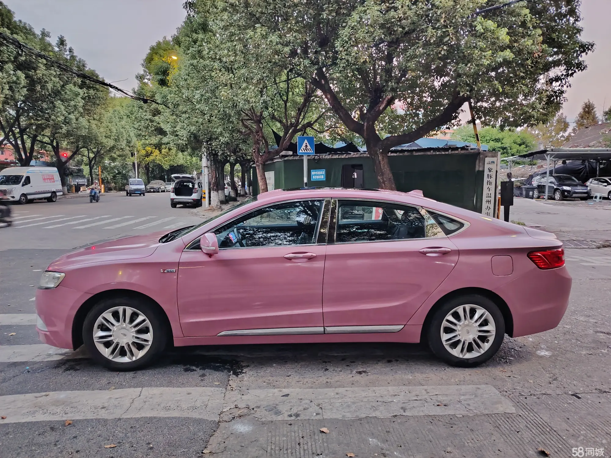 GEELY Ulion 2016 immagine di auto #10