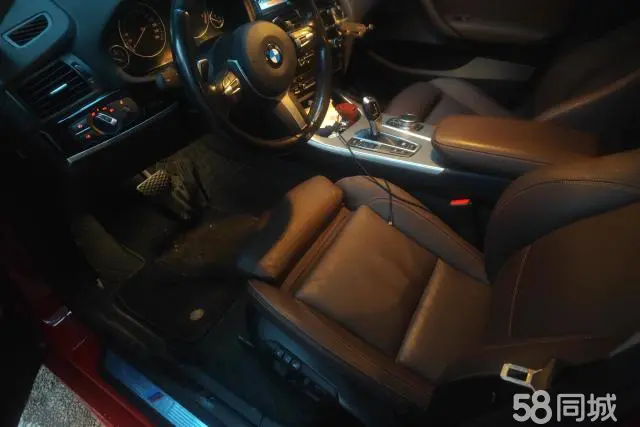 BMW X4 2017 car image #10