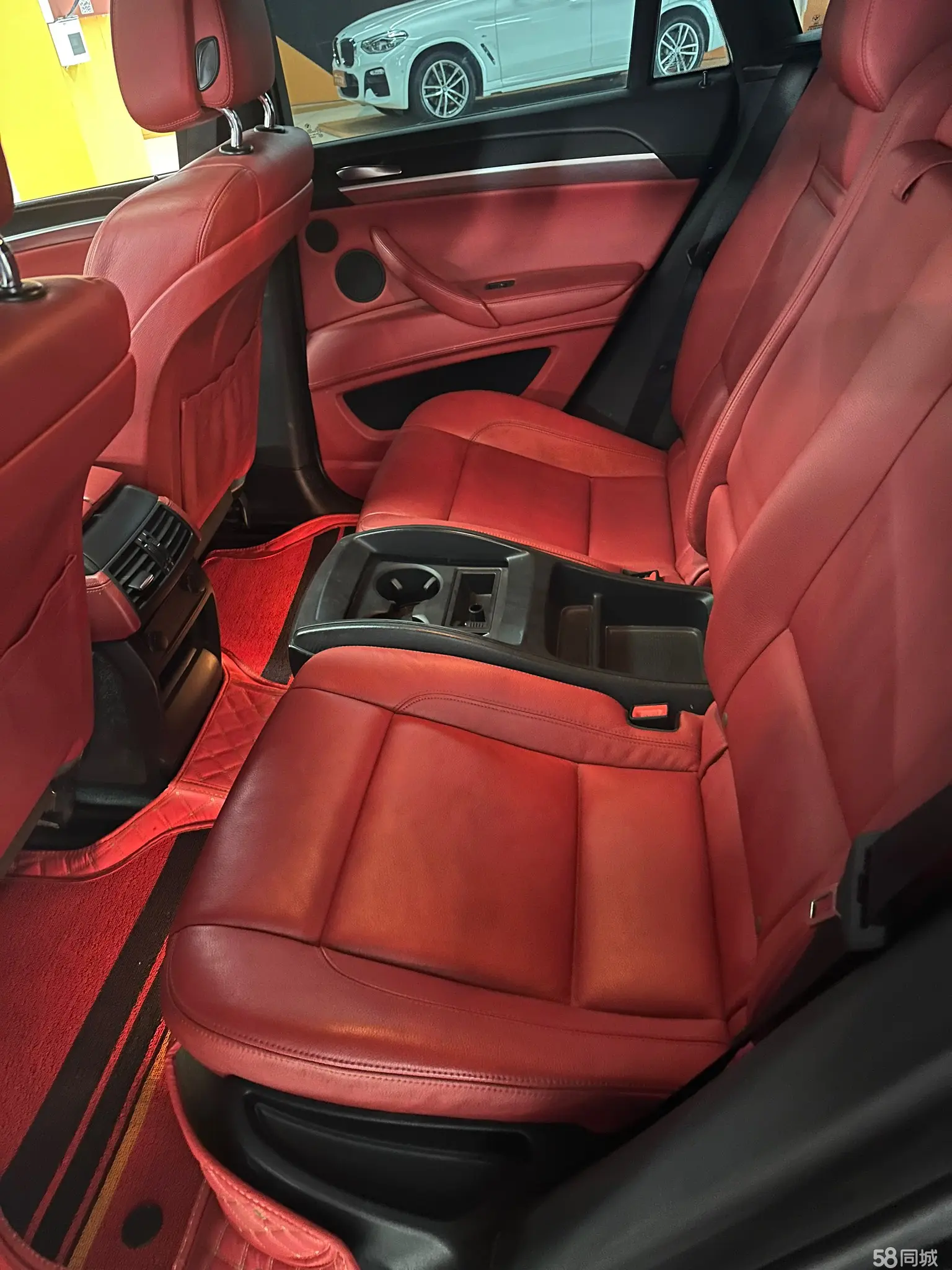 BMW X6 M 2014 car image #10