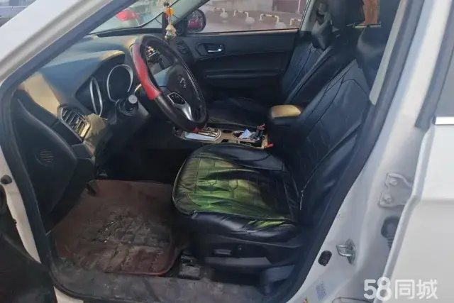 GAC Trumpchi GS5 2015 #10 GAC Trumpchi GS5 2015 car image #10