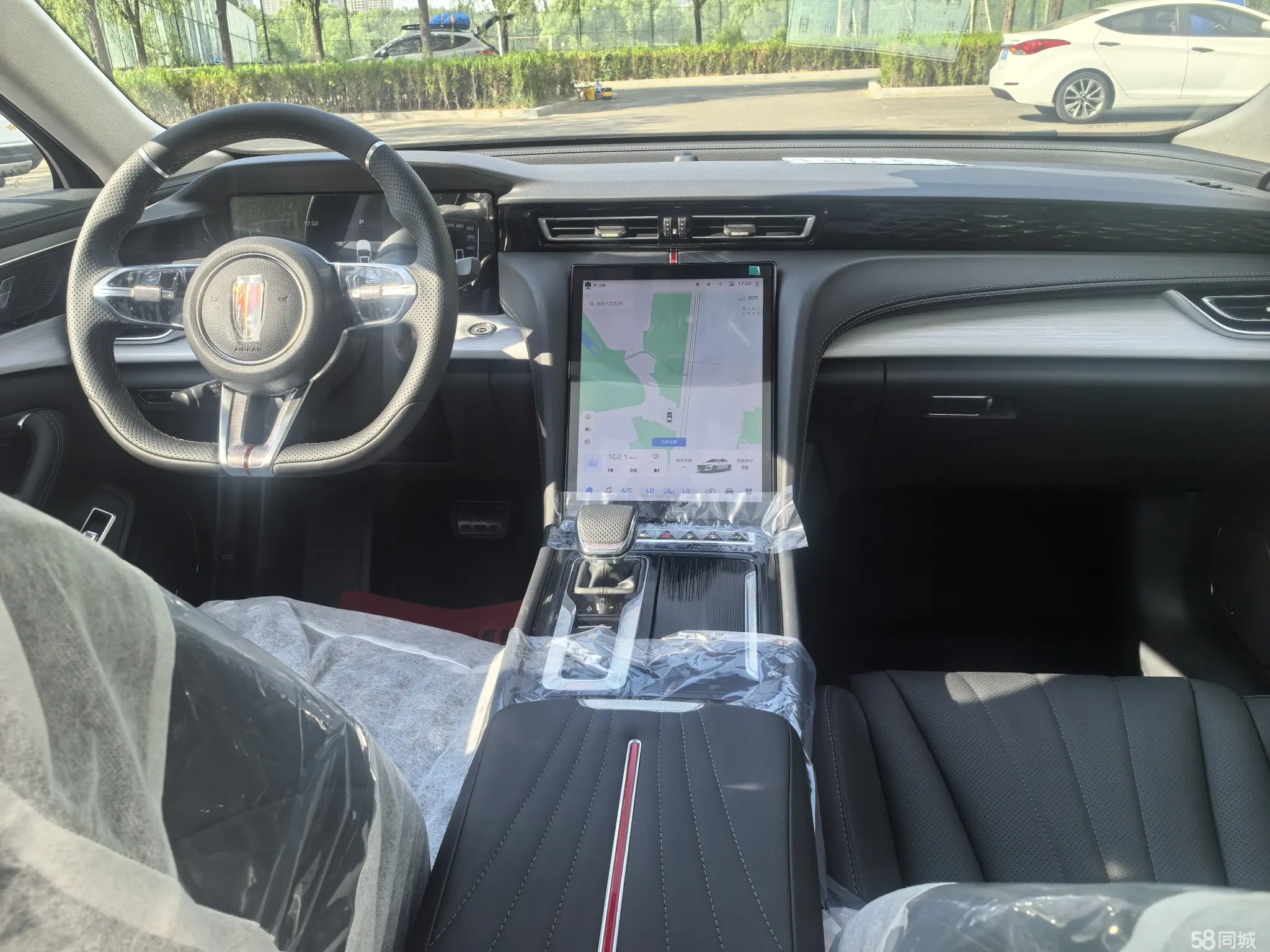 HongQi H5 2025 #10 HongQi H5 2025 car image #10