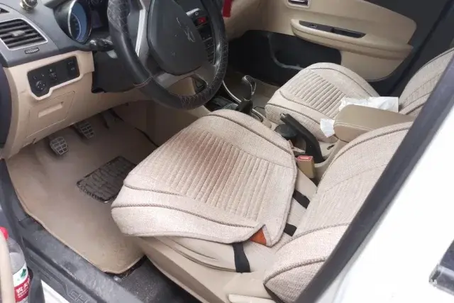 Chery E3 2014 car image #10